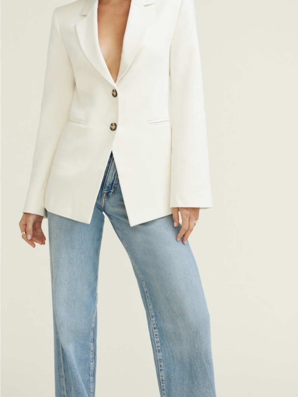 Ezra Fitted Blazer - Dynamite - Women’s Cream Tailored Single-Breasted Blazer